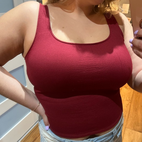 Dark red cropped ribbed tank top - Picture 5 of 6
